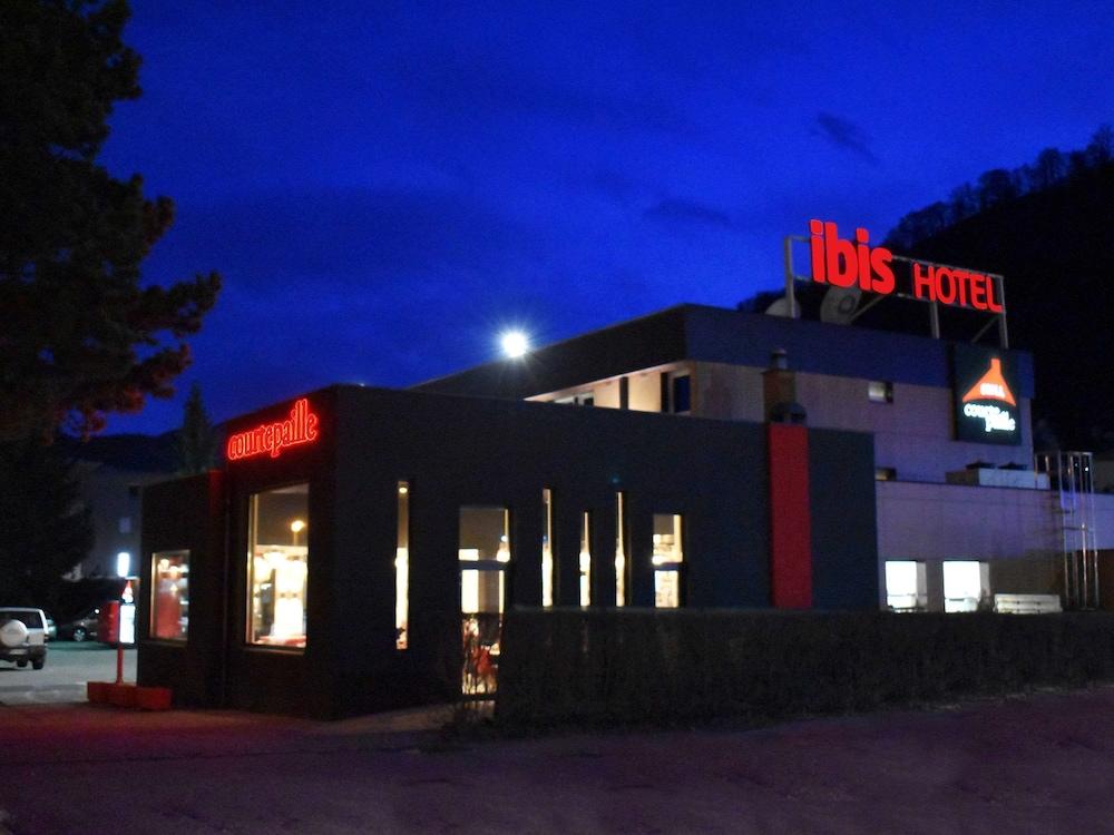 Ibis Sallanches Porte Du Montblanc Hotell Eksteriør bilde