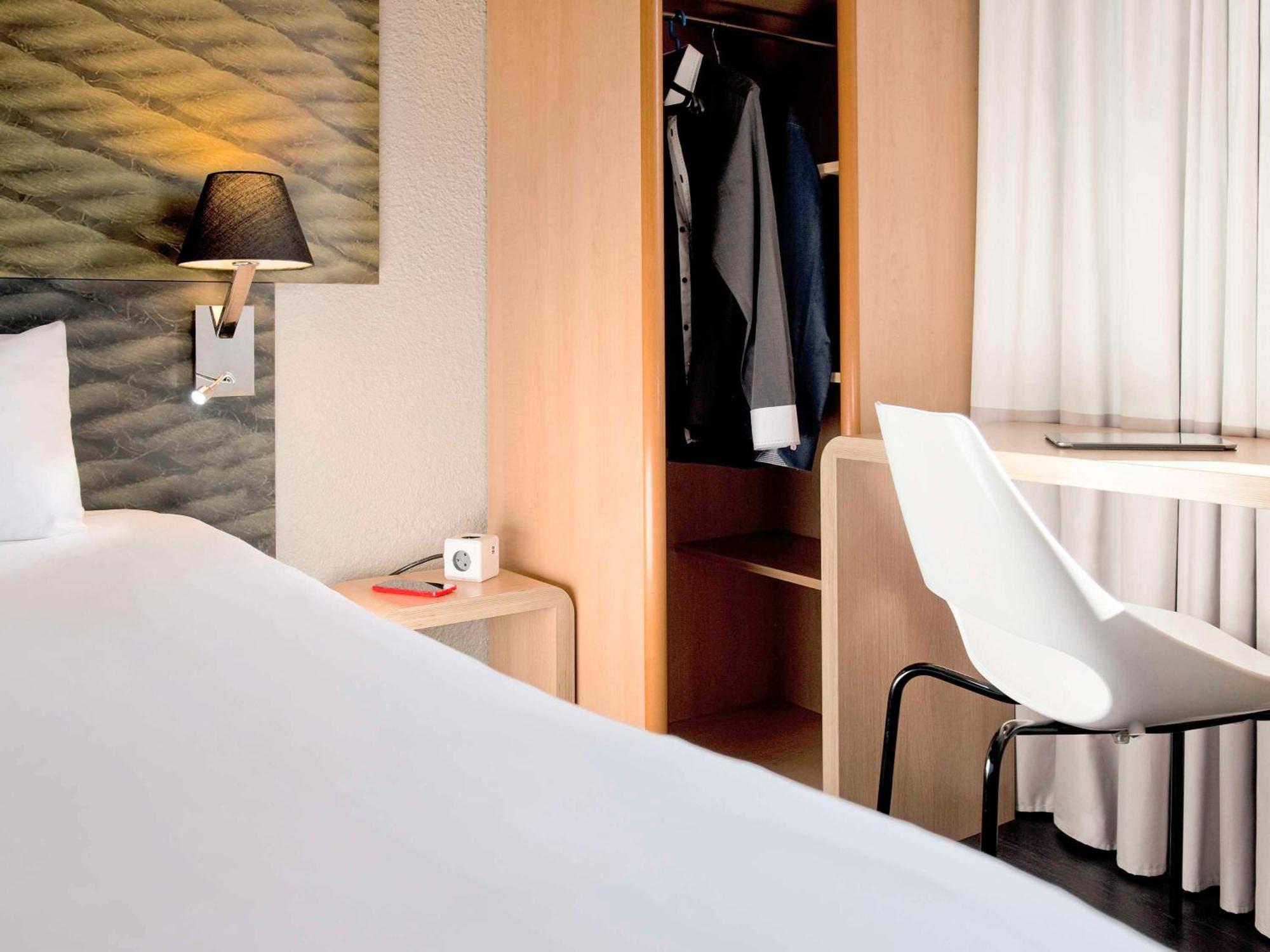 Ibis Sallanches Porte Du Montblanc Hotell Eksteriør bilde