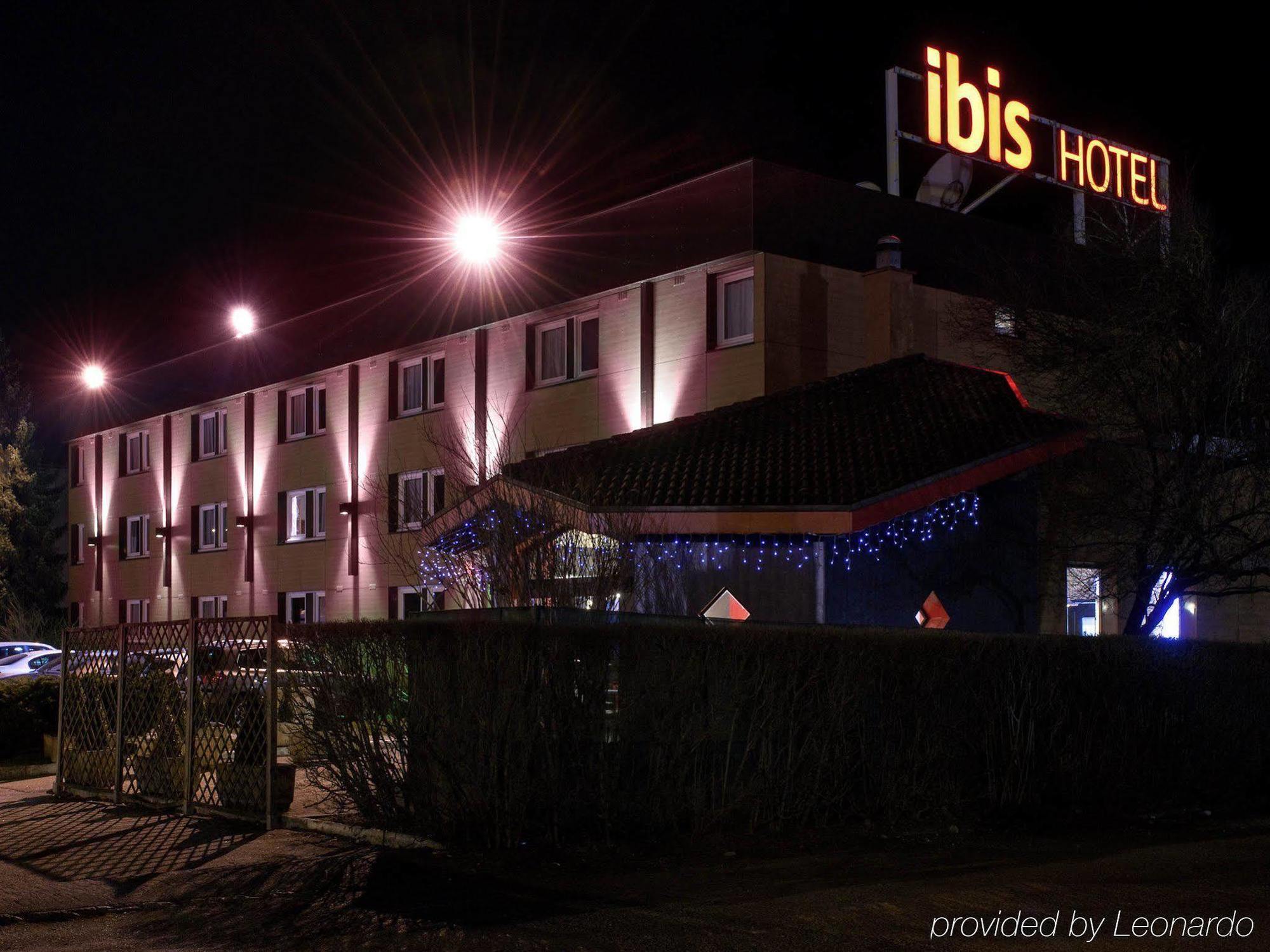 Ibis Sallanches Porte Du Montblanc Hotell Eksteriør bilde